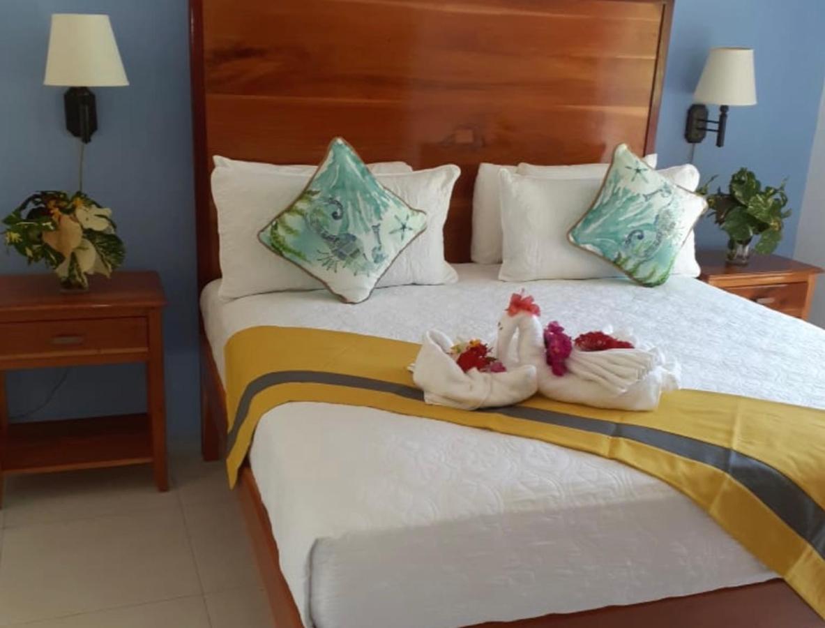 Sommerville Resorts ネグリル エクステリア 写真
